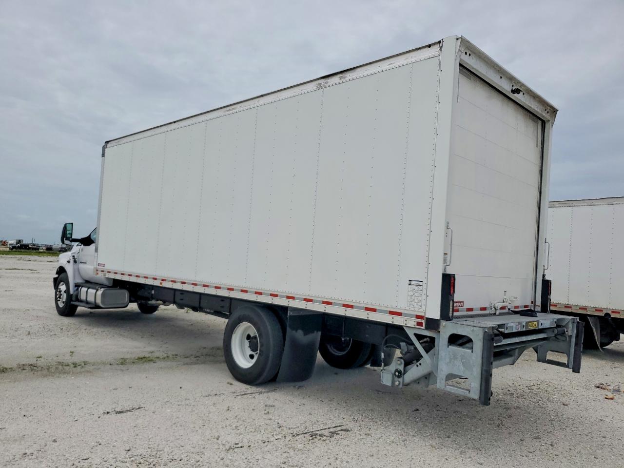 2022 FORD F750 SUPER DUTY — снимка 2