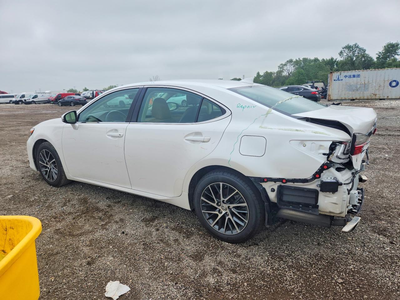 2016 LEXUS ES 350 — снимка 2