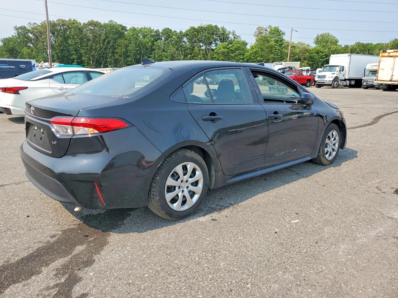 2025 TOYOTA COROLLA LE — снимка 3
