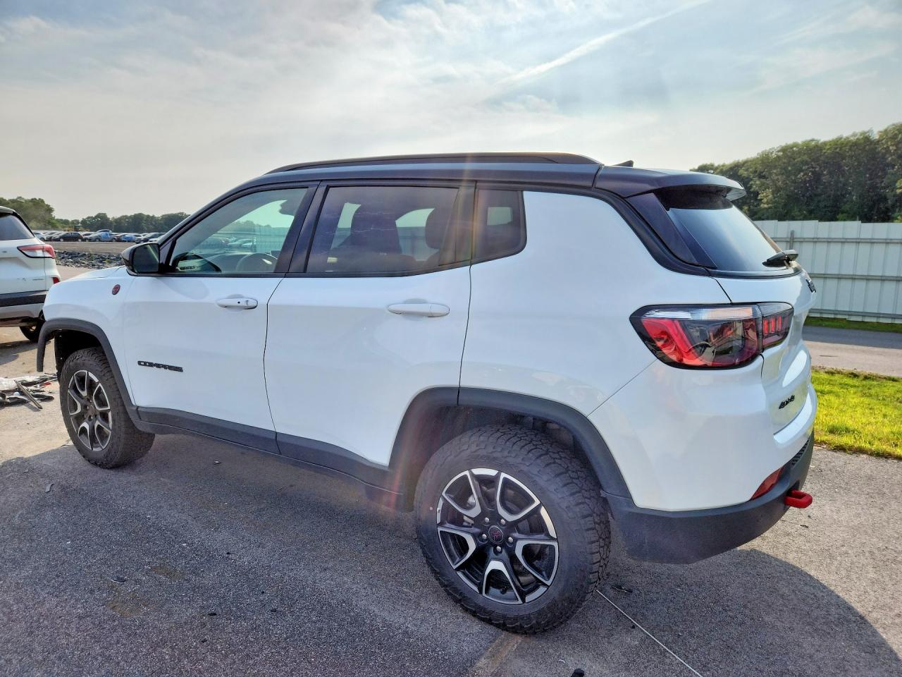 2025 JEEP COMPASS TRAILHAWK — снимка 2