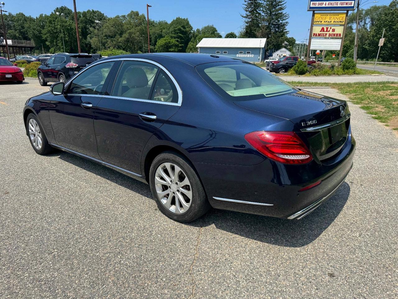 2017 MERCEDES-BENZ E 300 4MATIC — снимка 3