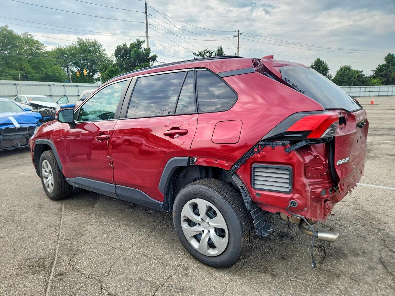2021 TOYOTA RAV4 LE — снимка 2