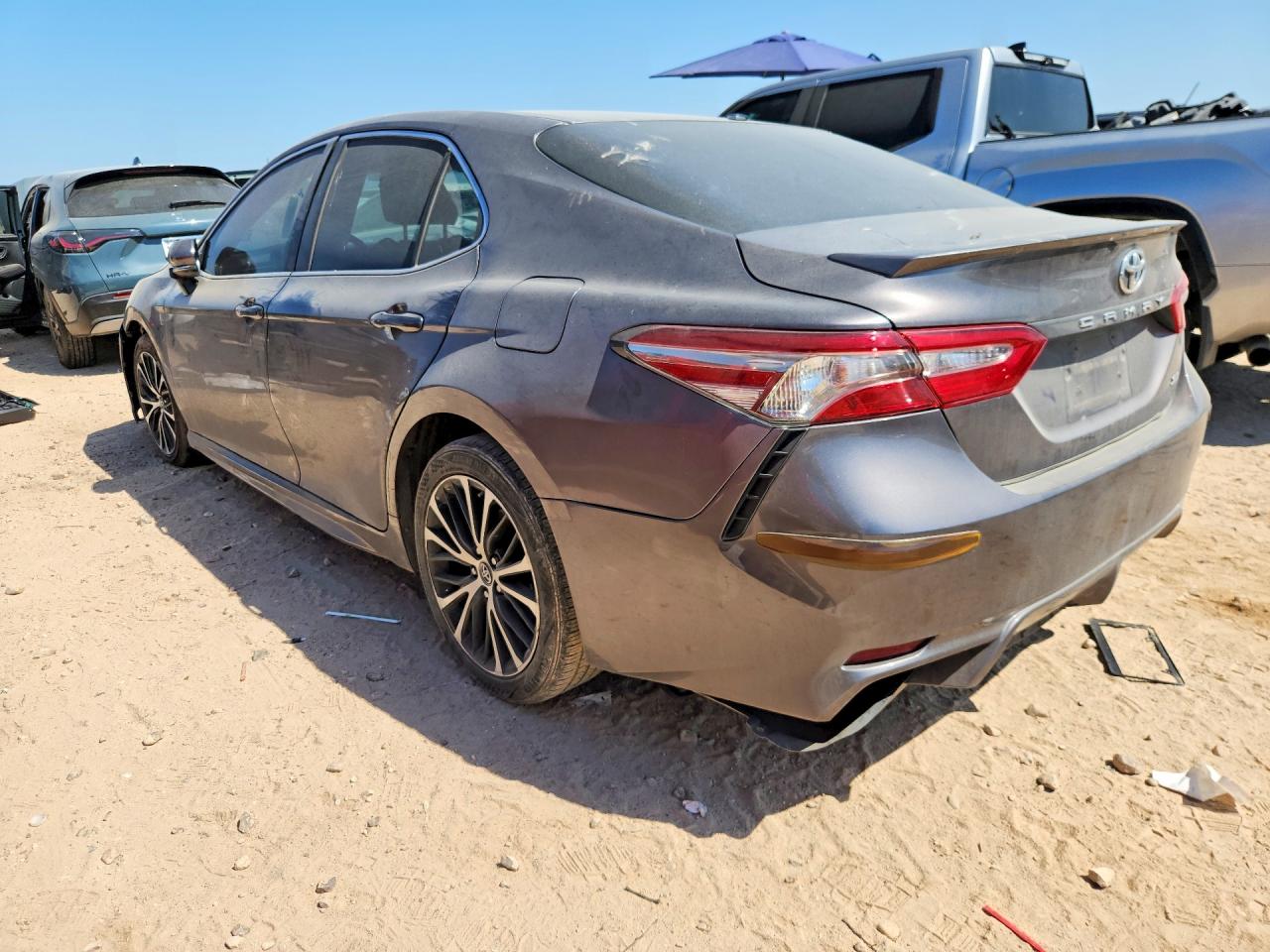 2018 TOYOTA CAMRY SE — снимка 2