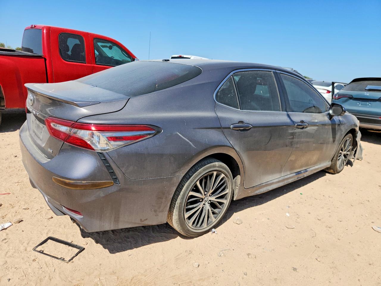2018 TOYOTA CAMRY SE — снимка 3
