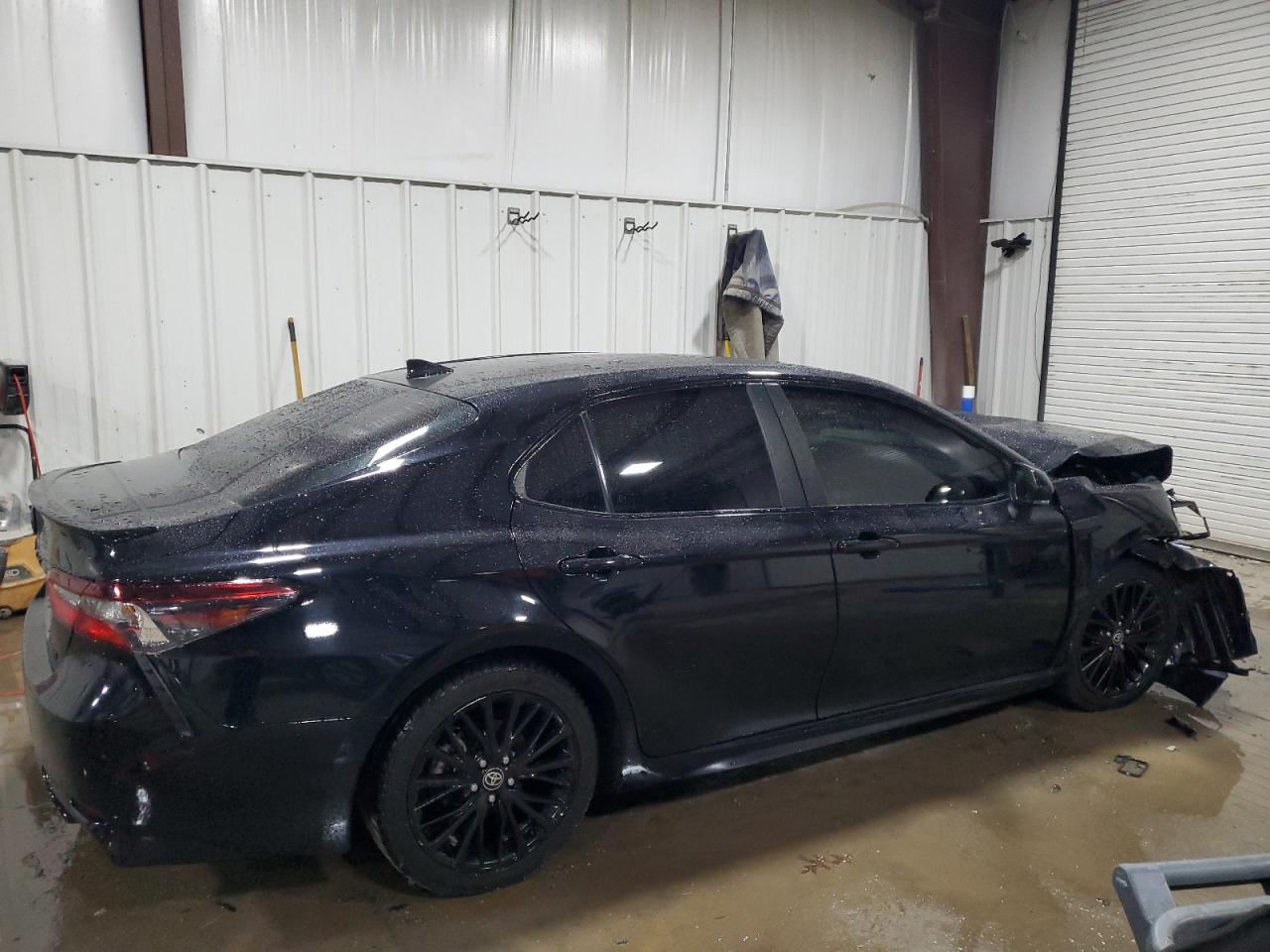 2022 TOYOTA CAMRY NIGHT SHADE — снимка 3