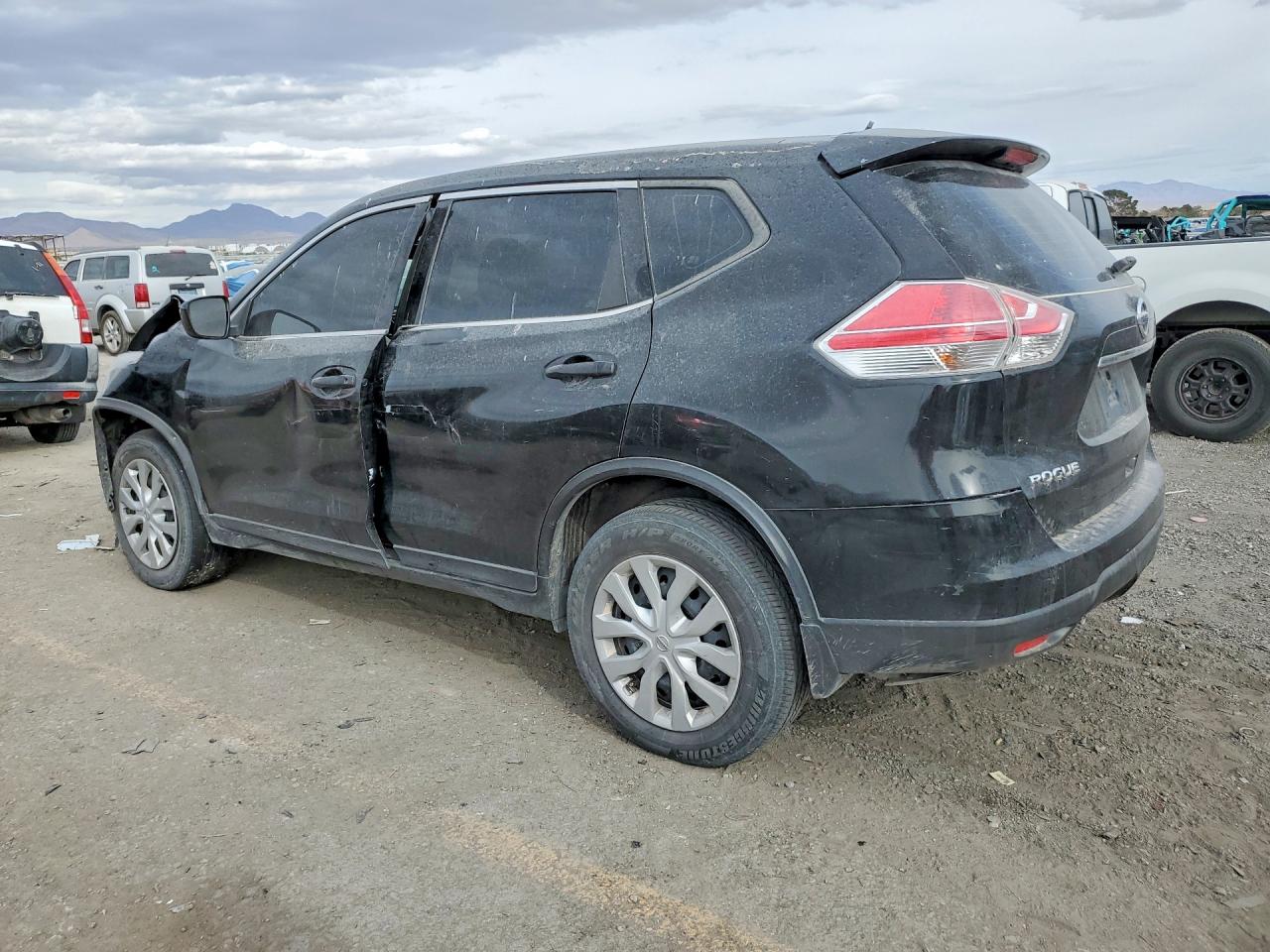 2016 NISSAN ROGUE S — снимка 2