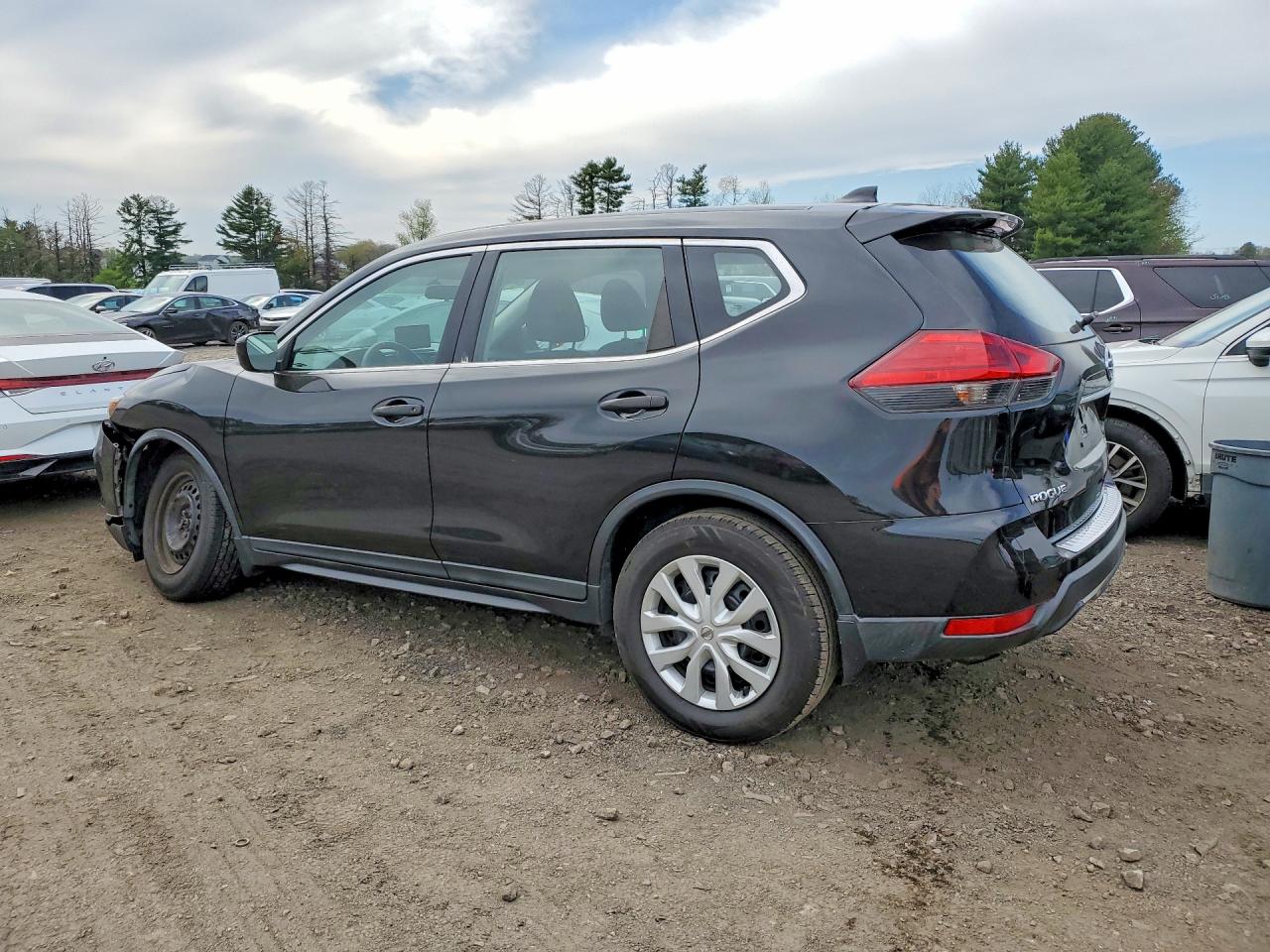 2017 NISSAN ROGUE S — снимка 2