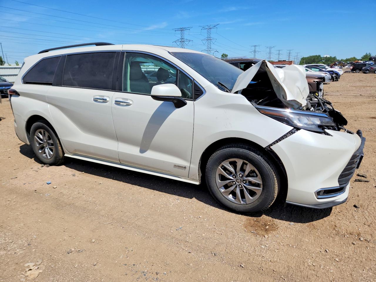 2021 TOYOTA SIENNA XLE — снимка 4
