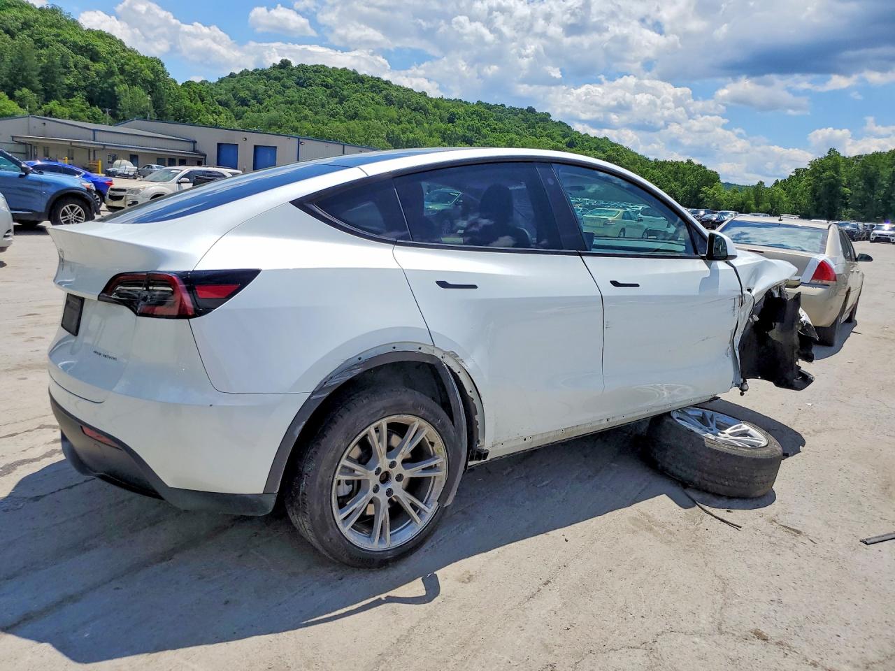 2023 TESLA MODEL Y — снимка 3