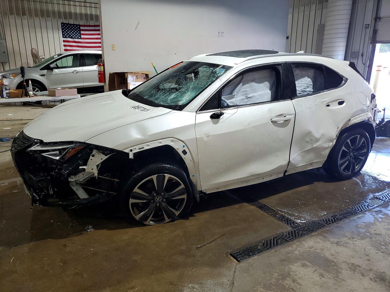2019 LEXUS UX 200