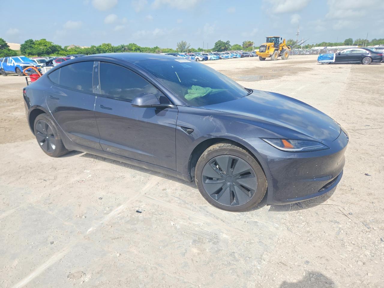 2025 TESLA MODEL 3 — снимка 4