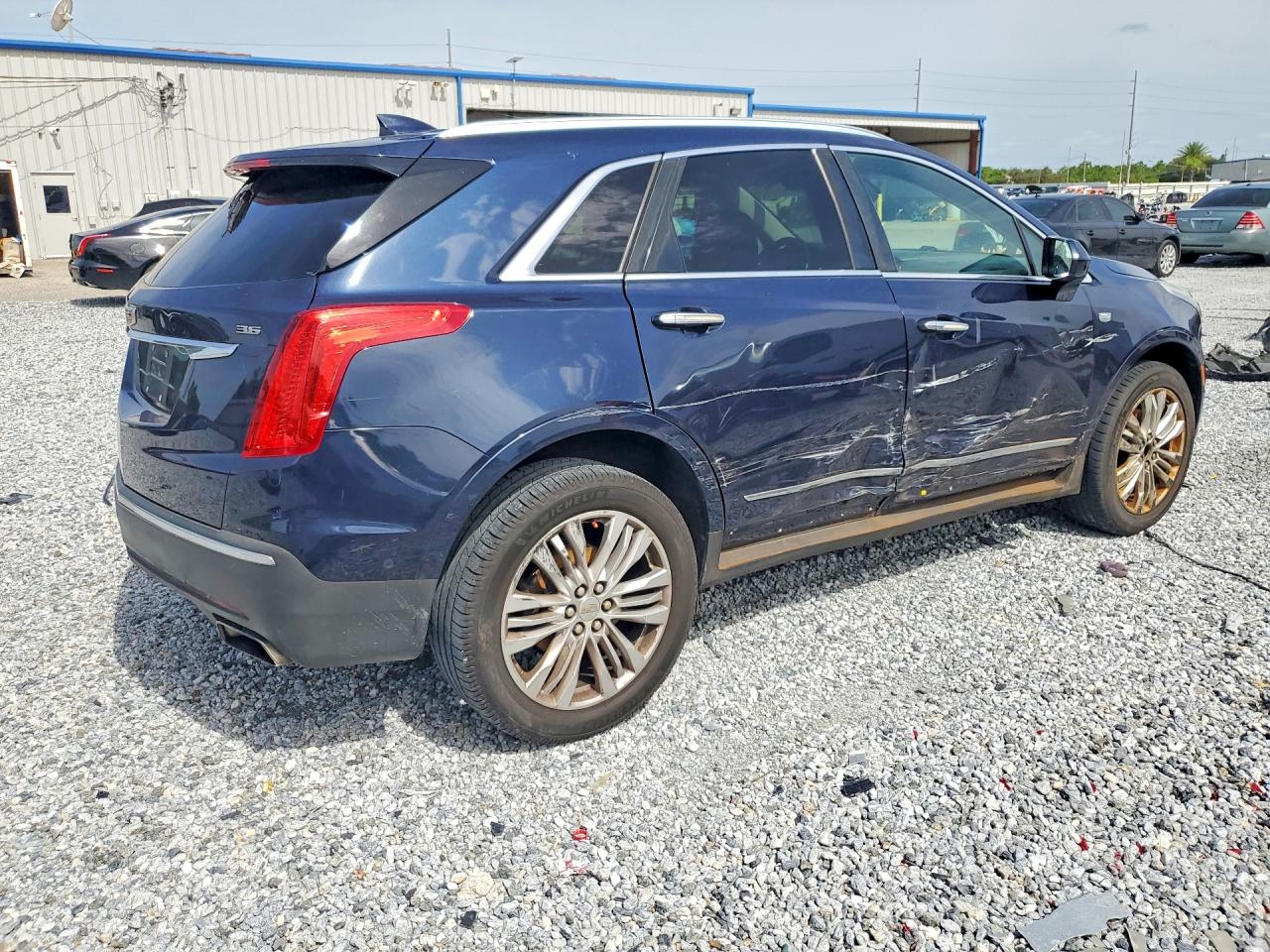 2017 CADILLAC XT5 PREMIUM LUXURY — снимка 3