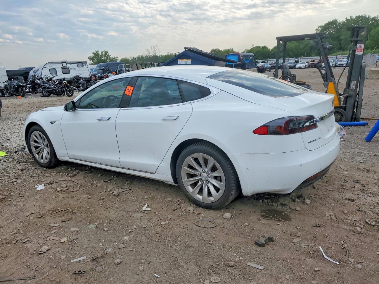 2016 TESLA MODEL S — снимка 2