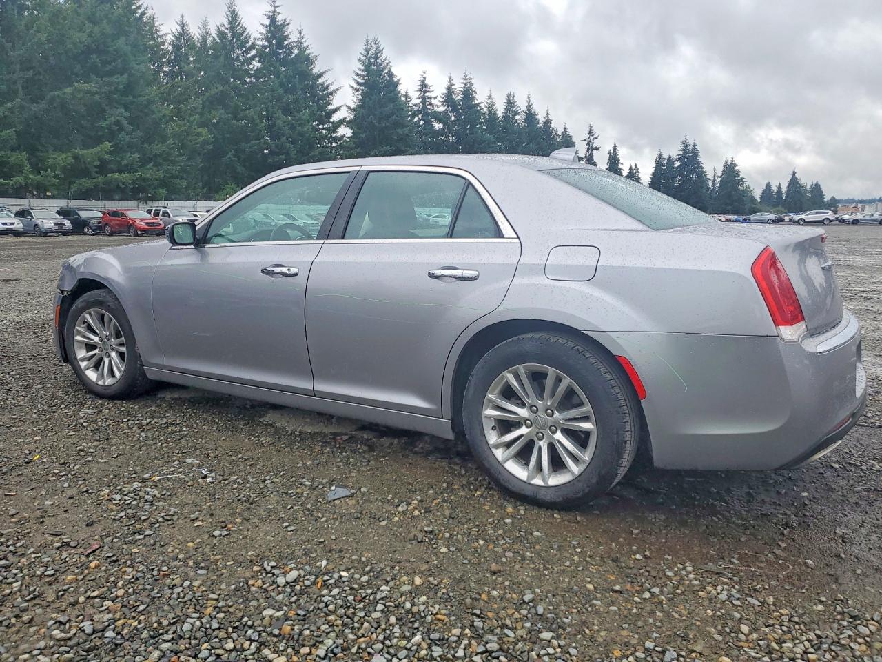 2016 CHRYSLER 300C — снимка 2