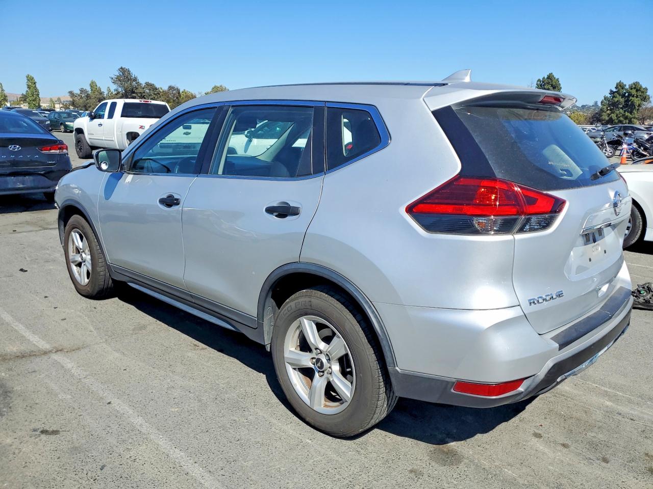 2017 NISSAN ROGUE S — снимка 2