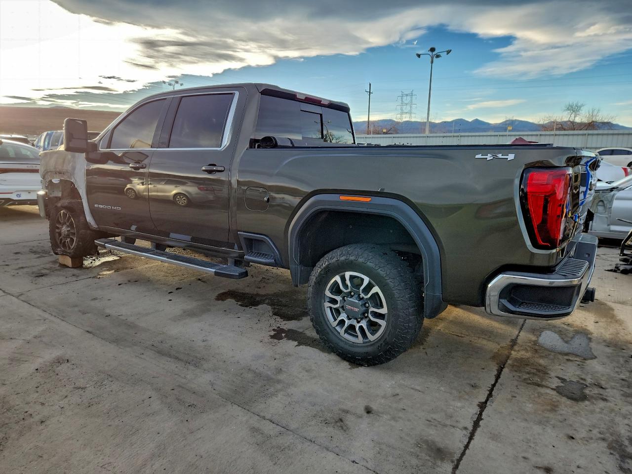 2022 GMC SIERRA K2500 SLE — снимка 2