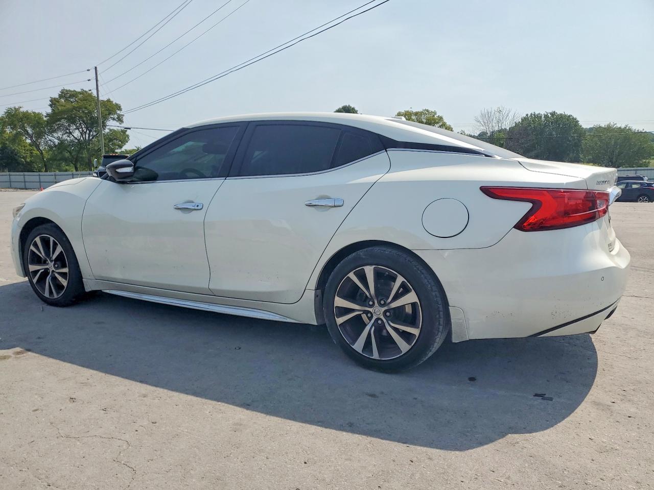 2017 NISSAN MAXIMA 3.5 SV — снимка 2