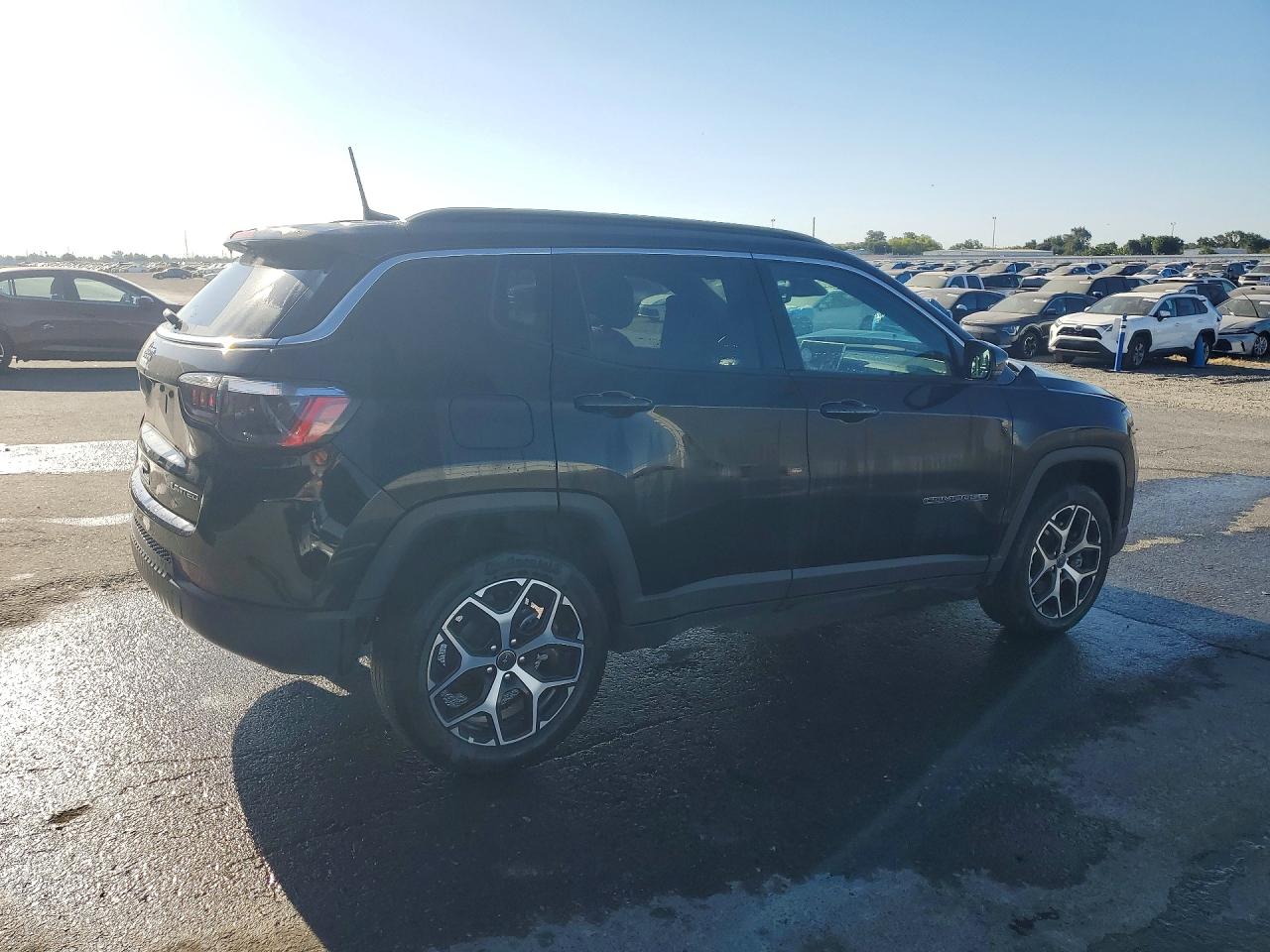 2025 JEEP COMPASS LIMITED — снимка 3