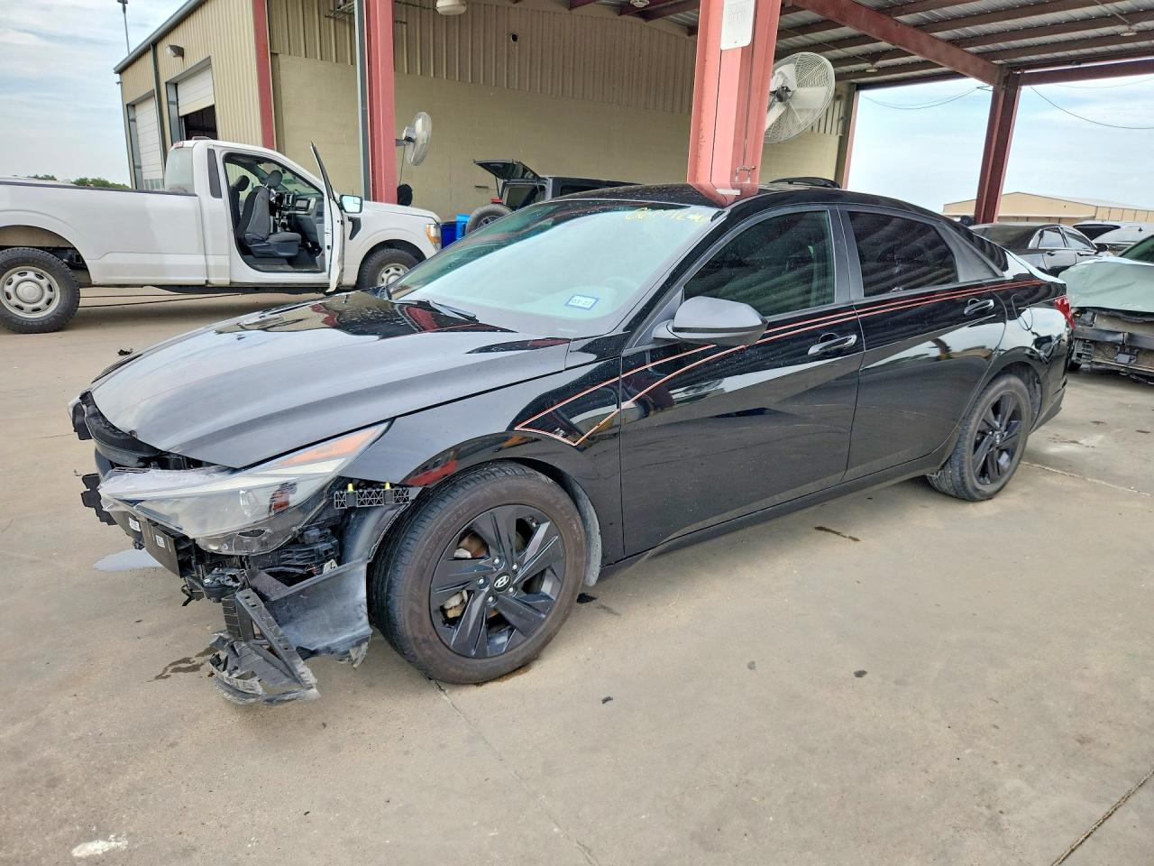 2022 HYUNDAI ELANTRA SEL