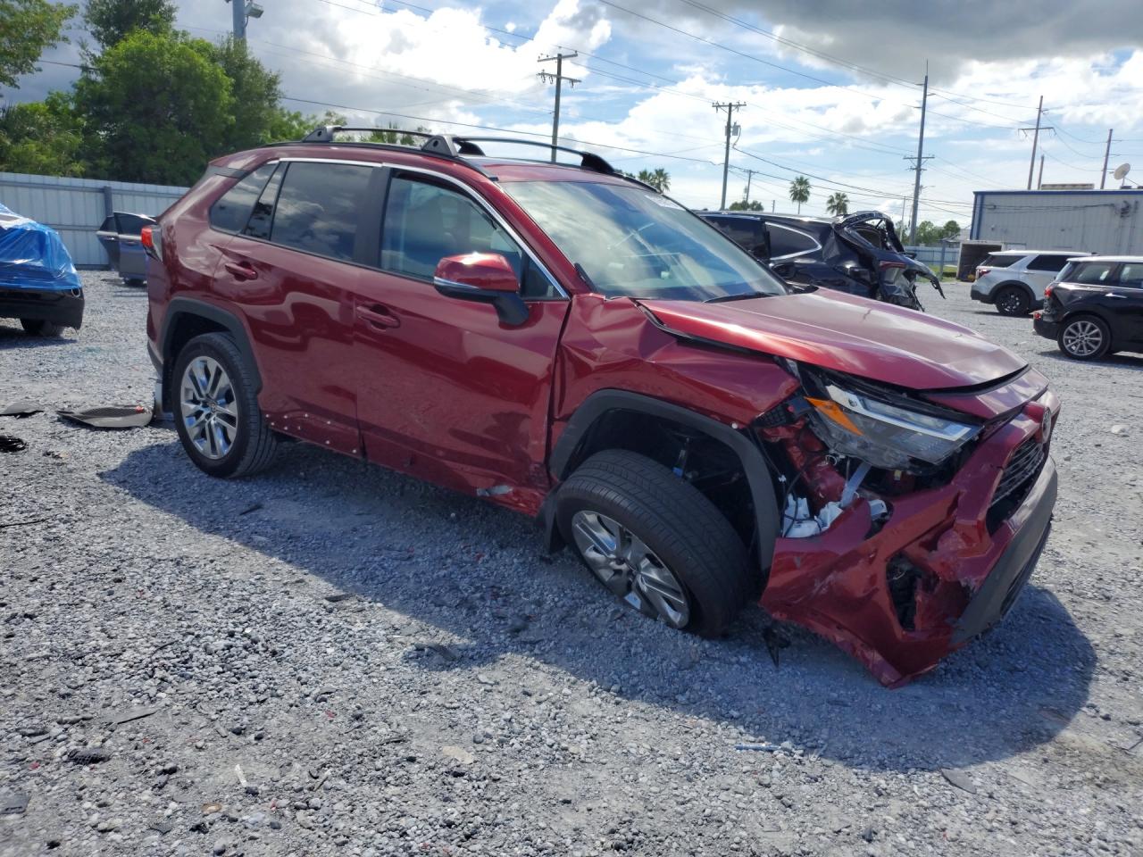 2025 TOYOTA RAV4 XLE PREMIUM — снимка 4