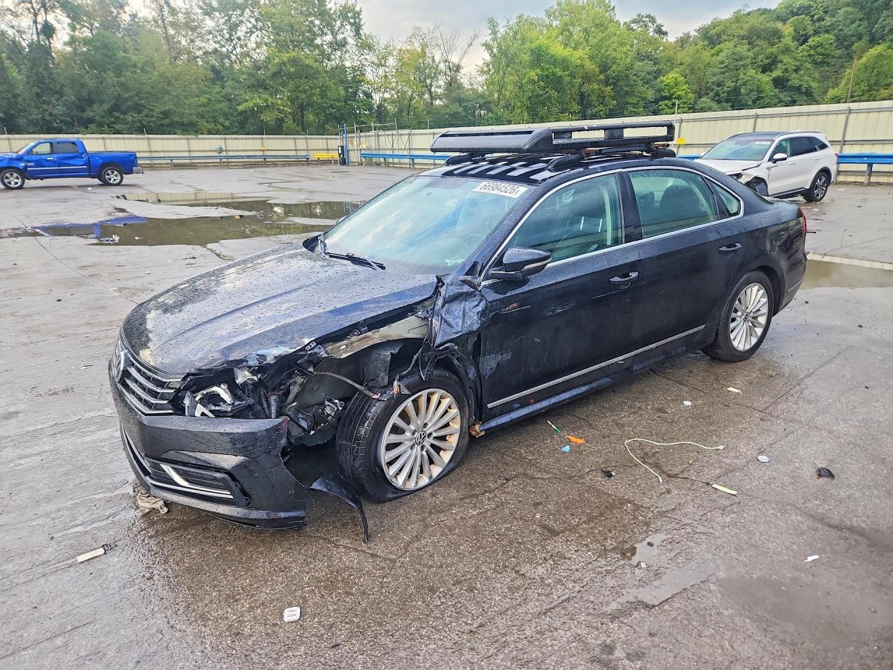 2017 VOLKSWAGEN PASSAT SE