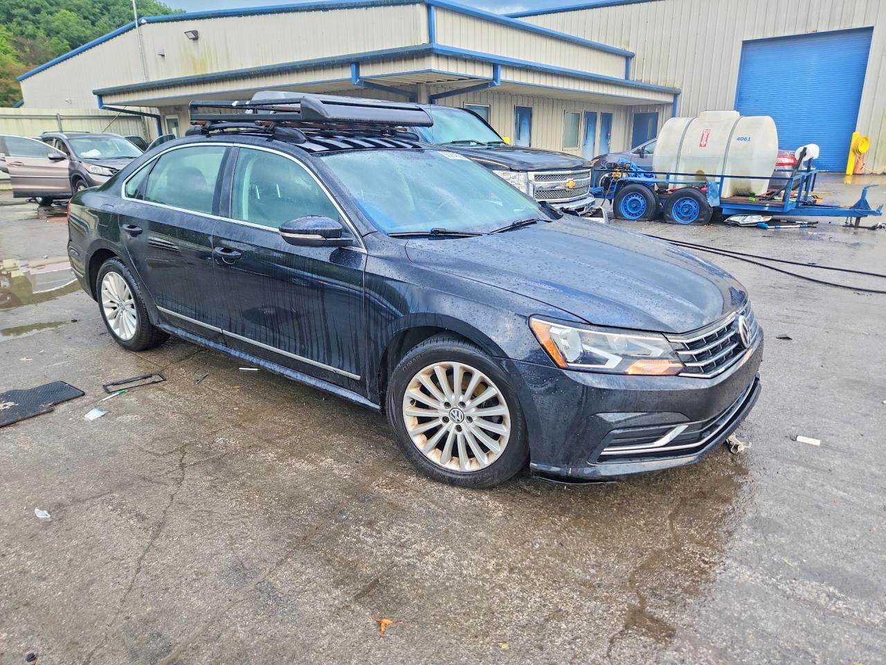 2017 VOLKSWAGEN PASSAT SE — снимка 4