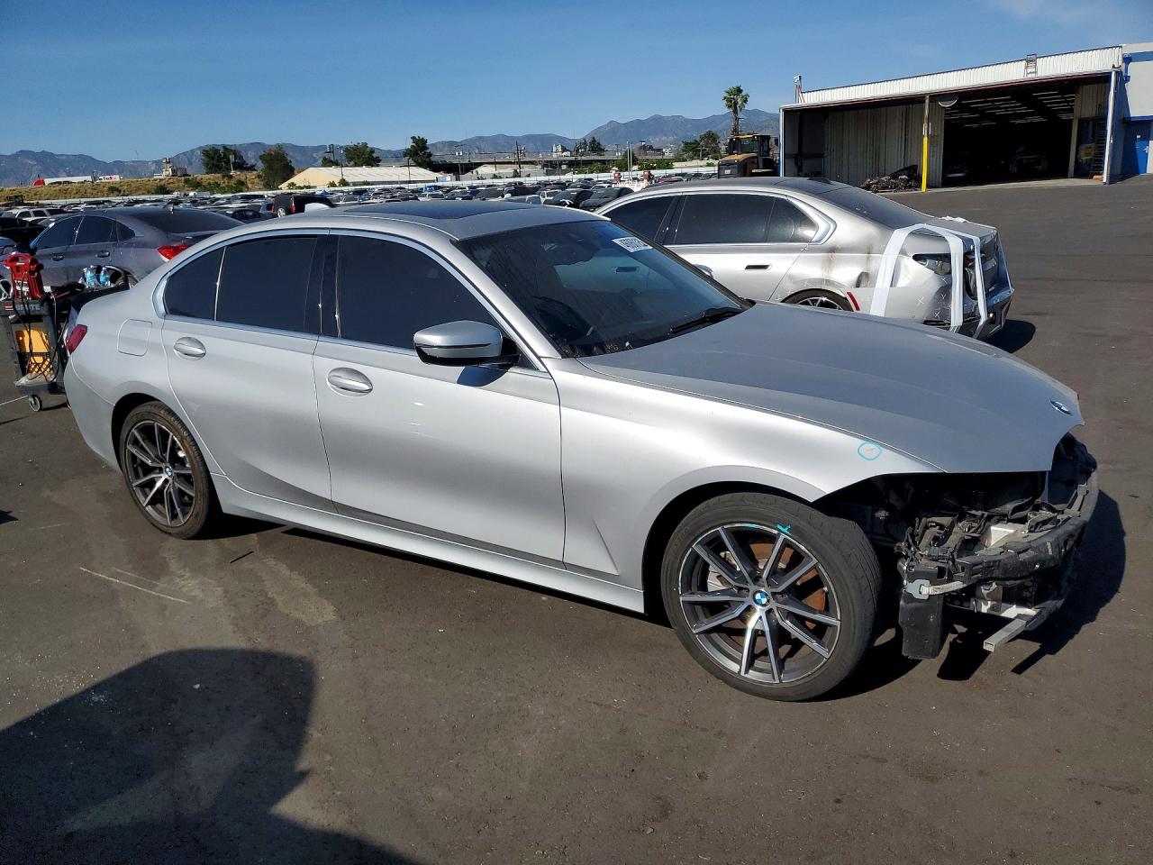 2019 BMW 330I — снимка 4