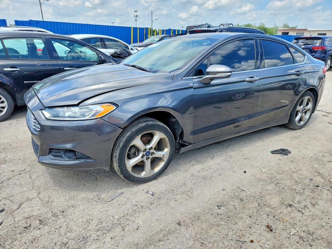 2015 FORD FUSION SE
