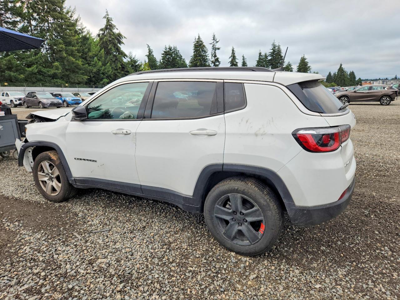 2022 JEEP COMPASS LATITUDE — снимка 2