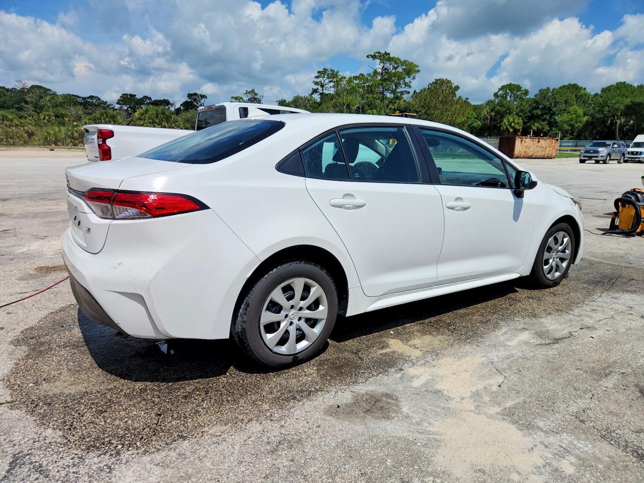 2023 TOYOTA COROLLA LE — снимка 3