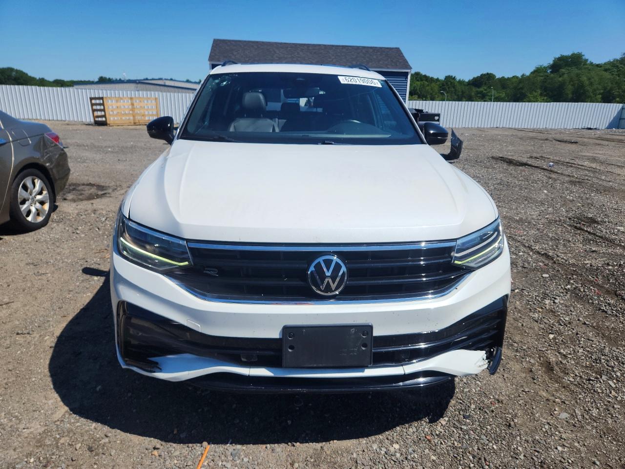 2022 VOLKSWAGEN TIGUAN SE R-LINE BLACK — снимка 5