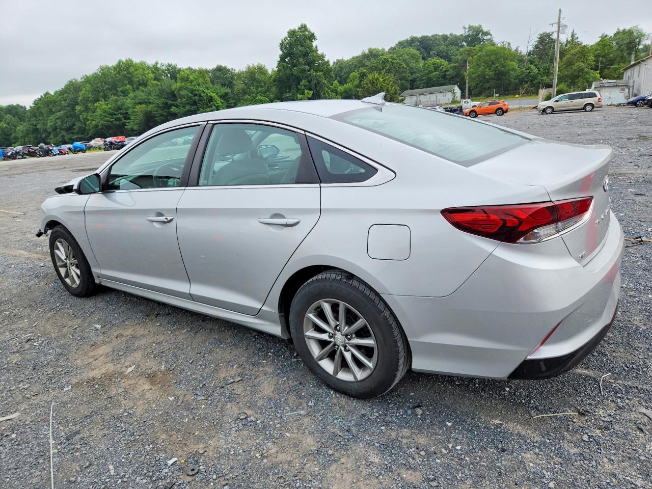 2019 HYUNDAI SONATA SE — снимка 2