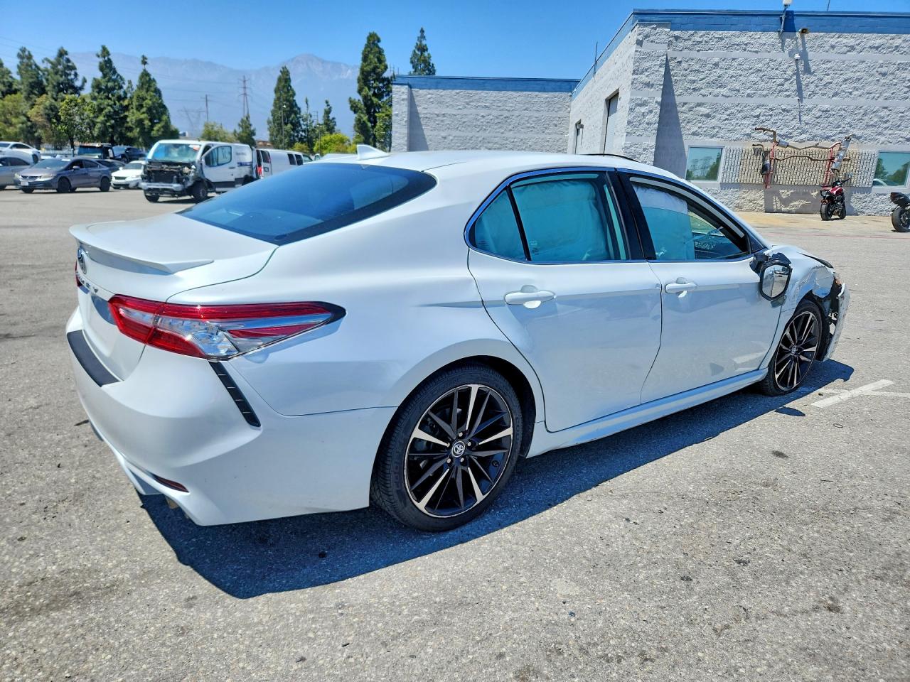 2019 TOYOTA CAMRY XSE — снимка 3
