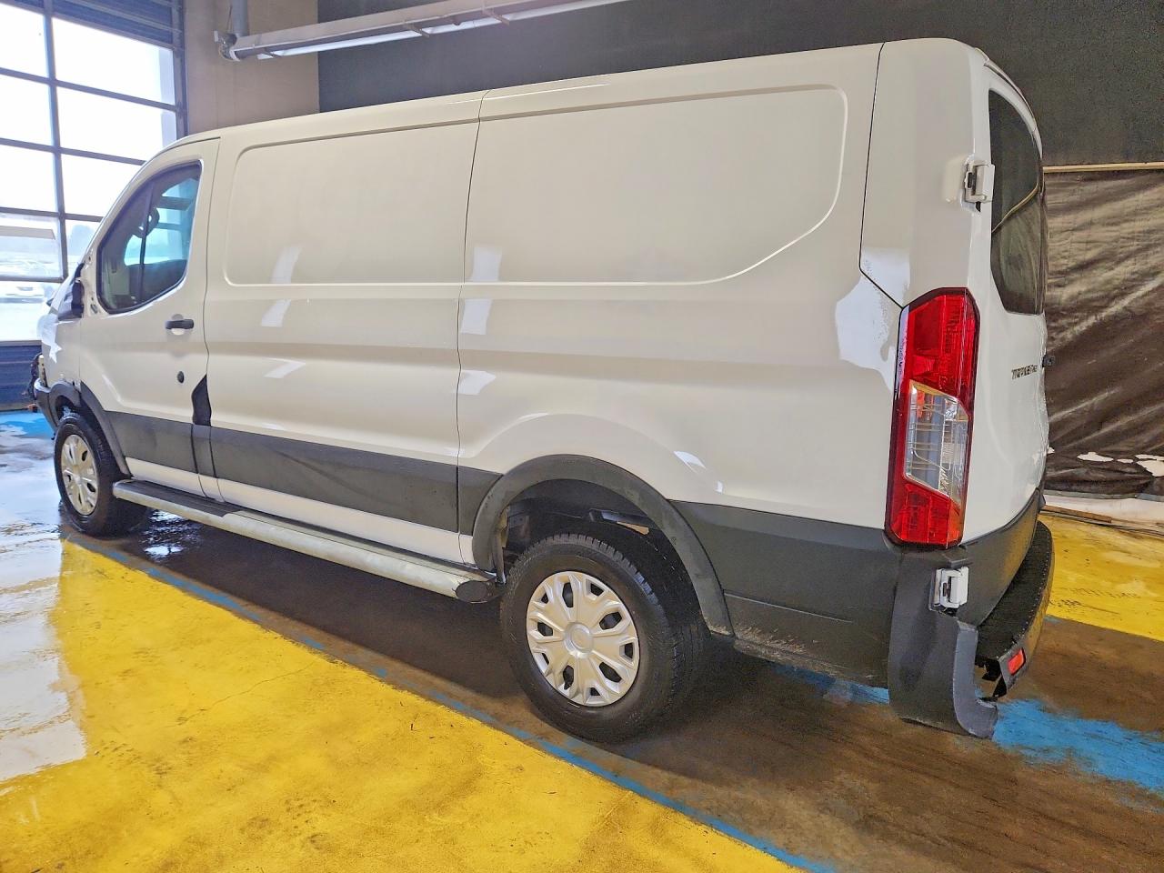 2025 FORD TRANSIT T-250 — снимка 2