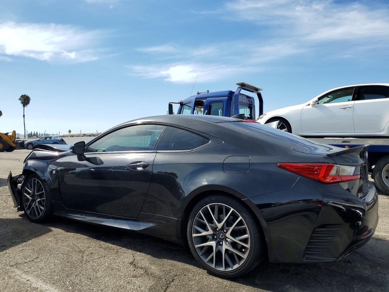 2016 LEXUS RC 200T — снимка 2