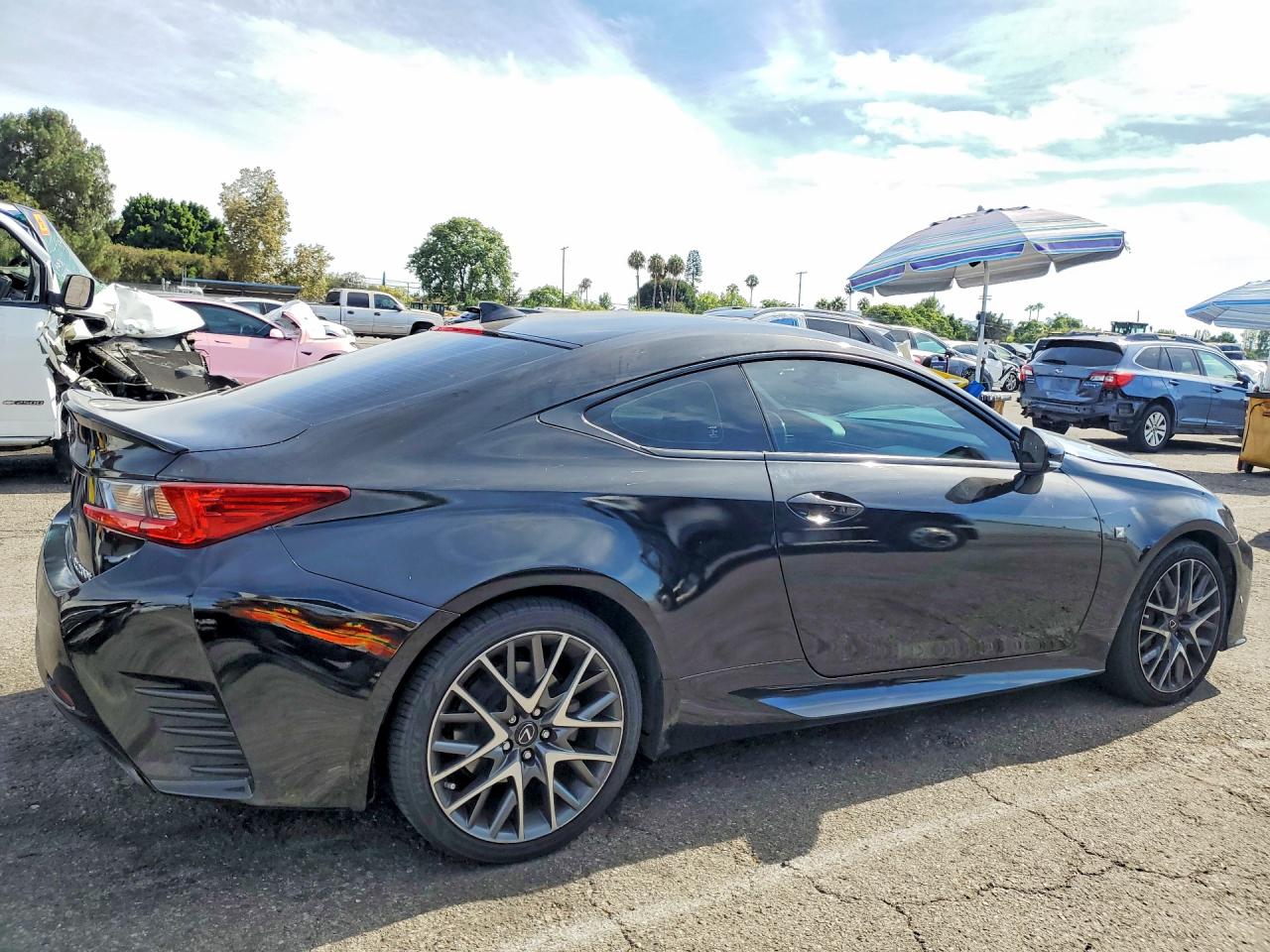 2016 LEXUS RC 200T — снимка 3