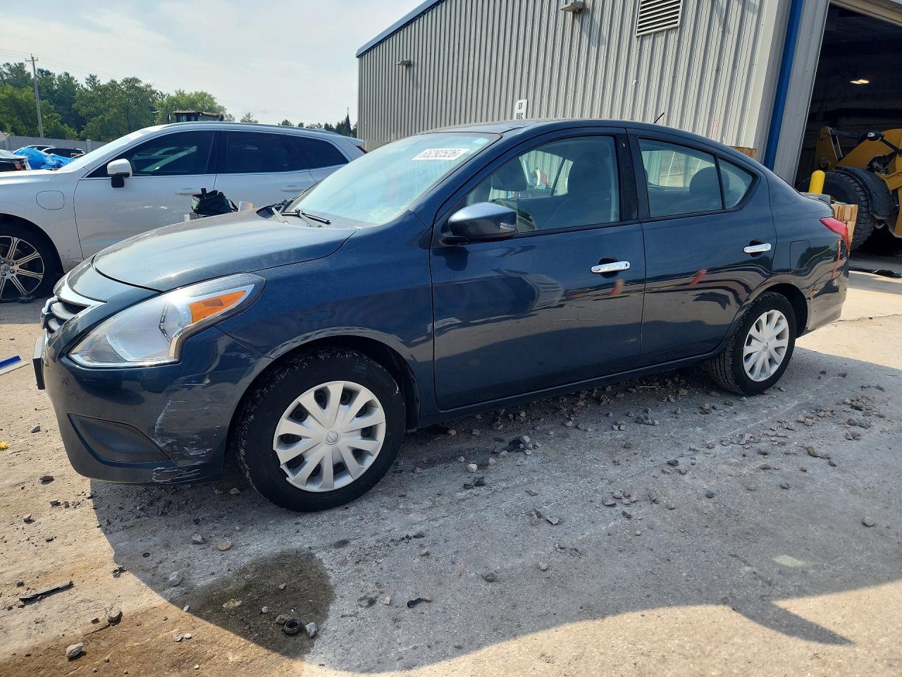 2017 NISSAN VERSA 1.6 SV