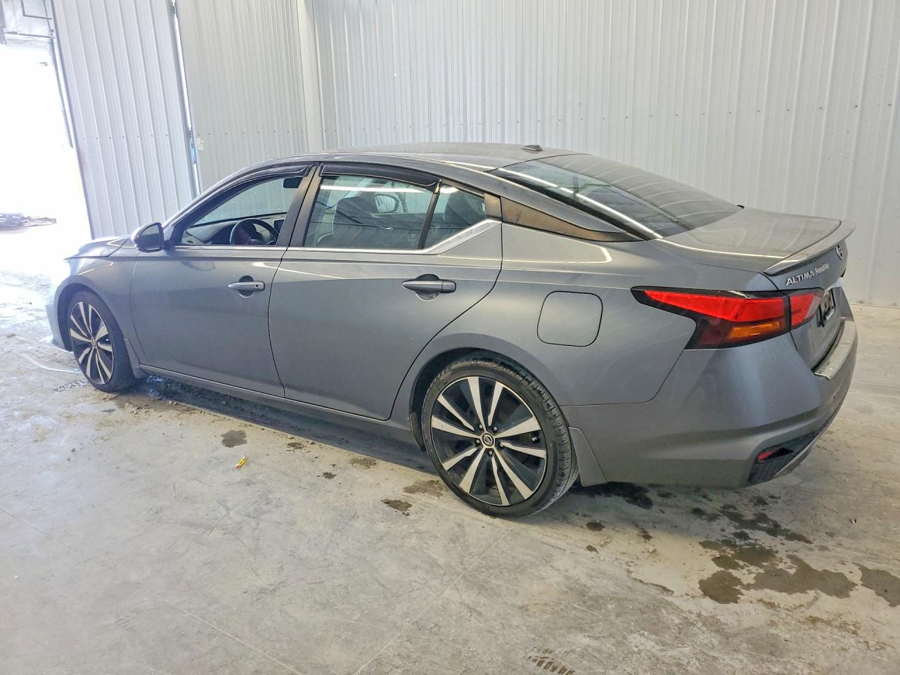 2019 NISSAN ALTIMA SR — снимка 2