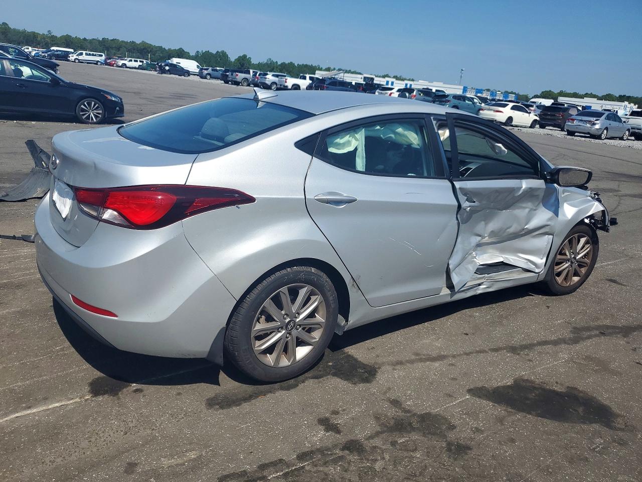 2016 HYUNDAI ELANTRA SE — снимка 3