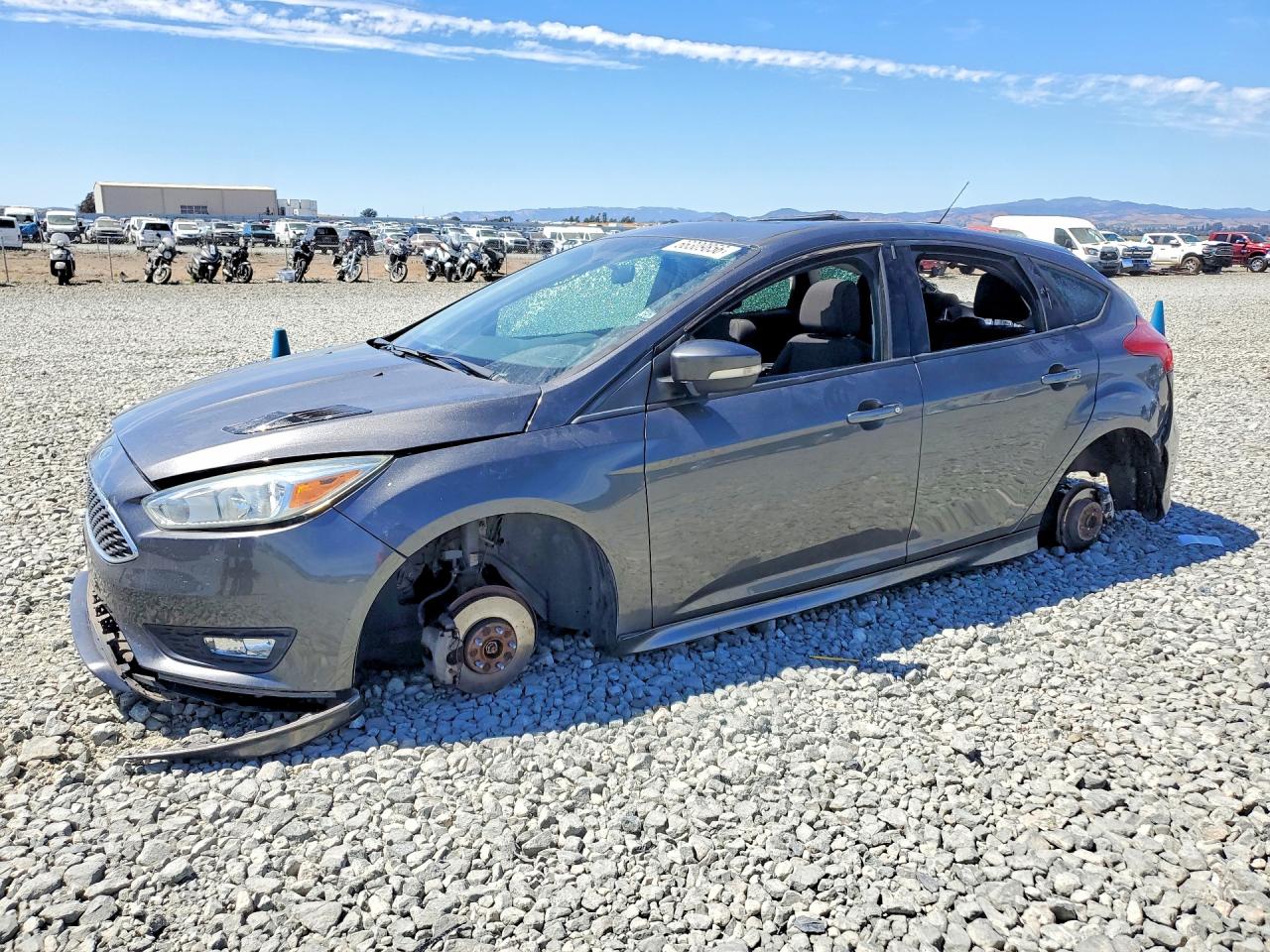 2016 FORD FOCUS SE