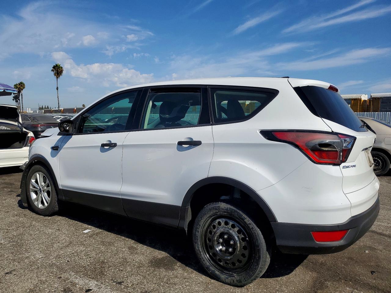 2017 FORD ESCAPE S — снимка 2