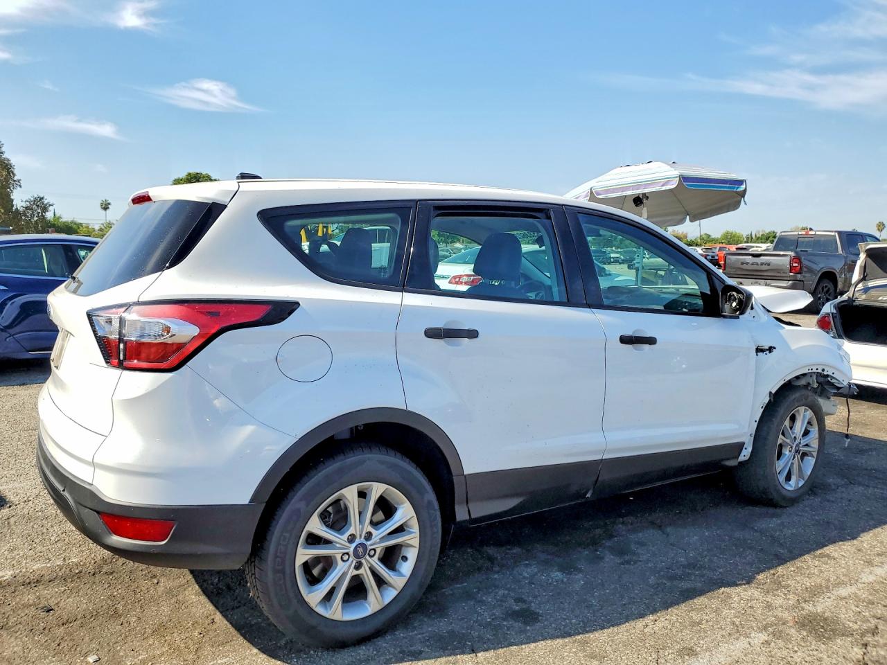2017 FORD ESCAPE S — снимка 3