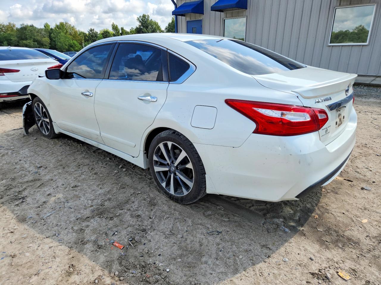 2016 NISSAN ALTIMA 2.5 SR — снимка 2