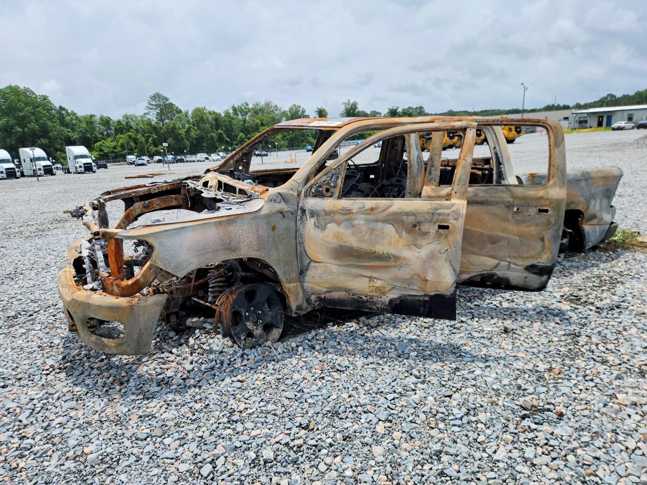 2025 RAM 1500 TRADESMAN