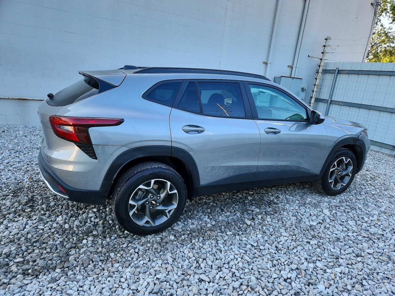 2025 CHEVROLET TRAX 1LT — снимка 3