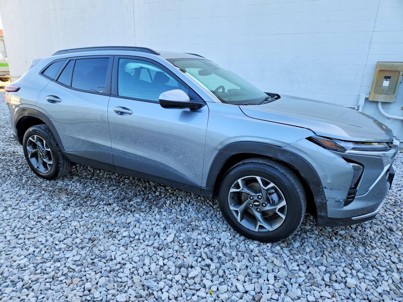 2025 CHEVROLET TRAX 1LT — снимка 4