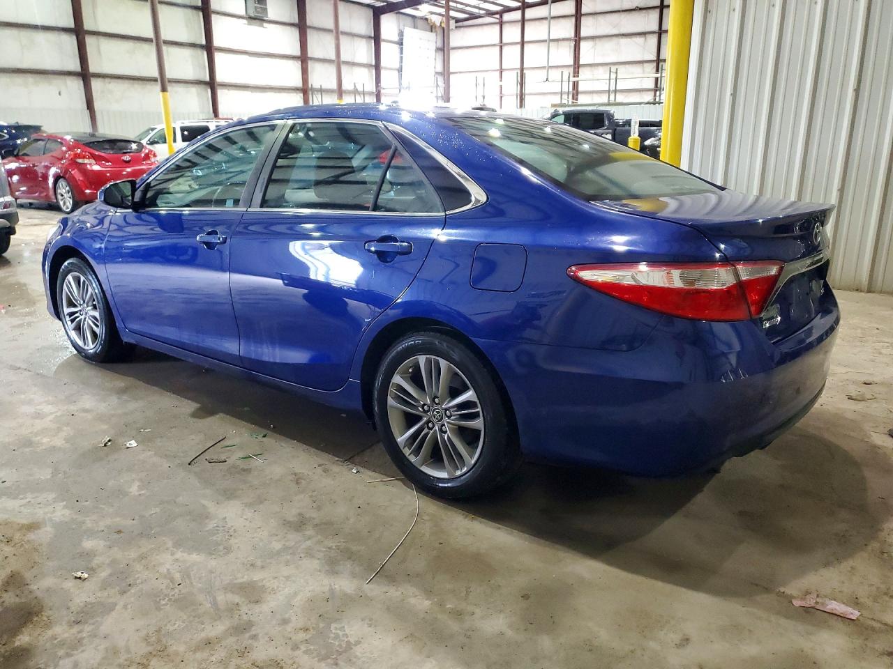 2015 TOYOTA CAMRY SE — снимка 2