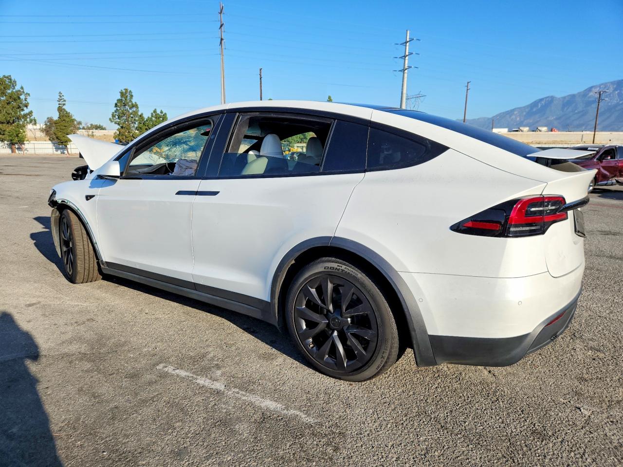 2022 TESLA MODEL X — снимка 2