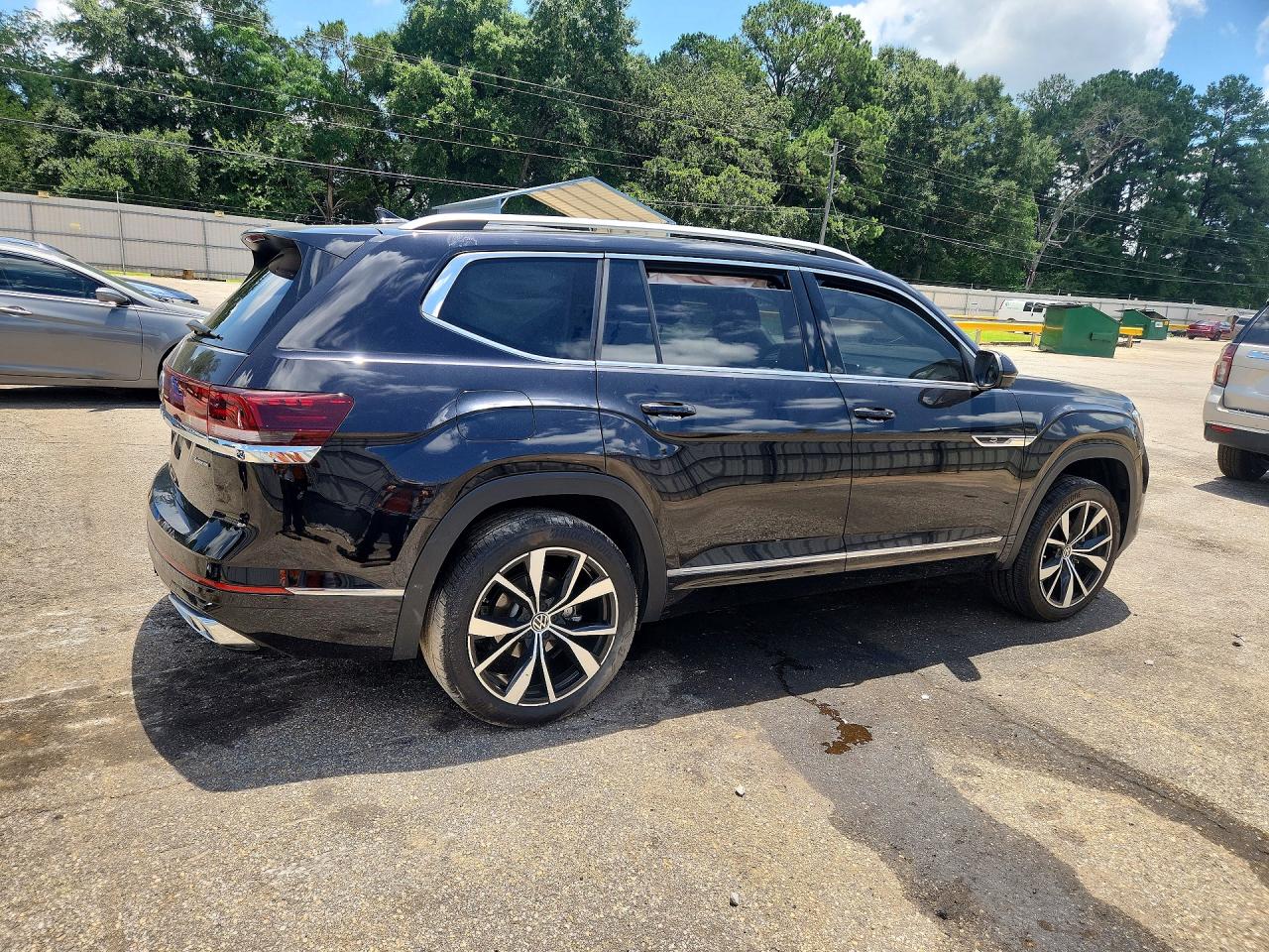 2025 VOLKSWAGEN ATLAS SEL PREMIUM R-LINE — снимка 3