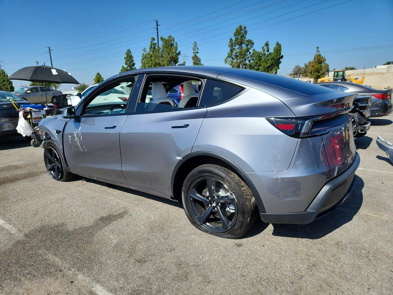 2026 TESLA MODEL Y — снимка 2
